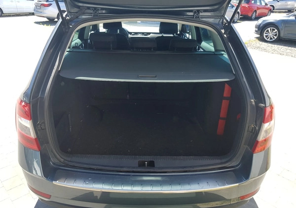 Skoda Octavia cena 34800 przebieg: 197000, rok produkcji 2018 z Grodzisk Mazowiecki małe 254